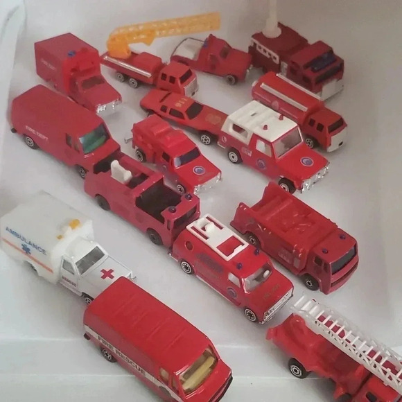 ☆☆☆Fire department trucks - Picture 3 of 6